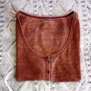 American Eagle cropped shirt